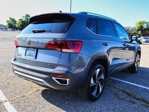 2024 Volkswagen Taos SE