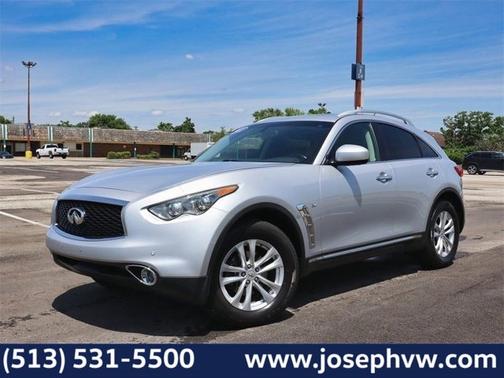 2017 INFINITI QX70 Base