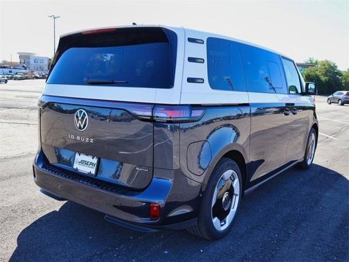 2025 Volkswagen ID. Buzz Pro S Plus