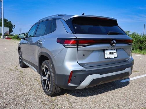 2025 Volkswagen Tiguan SE