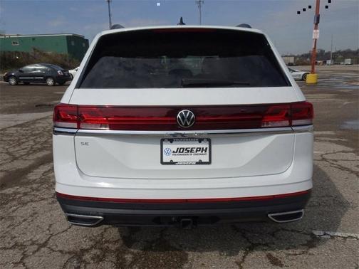 2025 Volkswagen Atlas 2.0T SE w/Technology