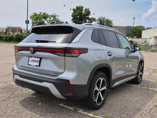 2025 Volkswagen Tiguan SE