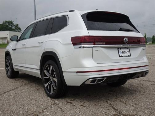 2025 Volkswagen Atlas 2.0T SEL Premium R-Line