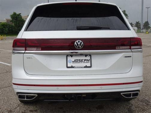 2025 Volkswagen Atlas 2.0T SEL Premium R-Line