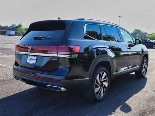 2025 Volkswagen Atlas 2.0T SEL