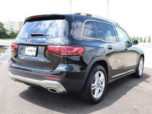 2023 Mercedes-Benz GLB 250 GLB 250