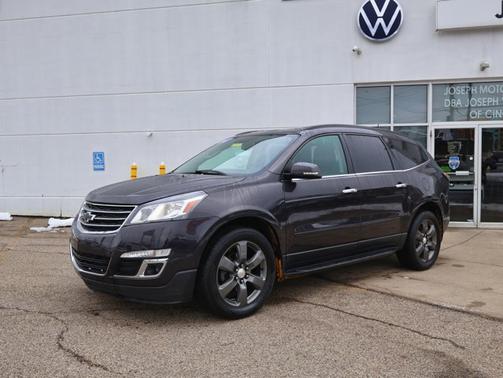 2017 Chevrolet Traverse 2LT