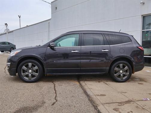 2017 Chevrolet Traverse 2LT