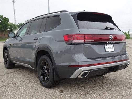 2025 Volkswagen Atlas 2.0T Peak Edition