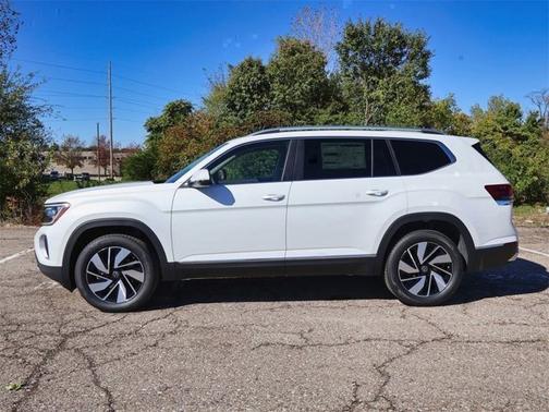 2026 Volkswagen Atlas 2.0T SEL