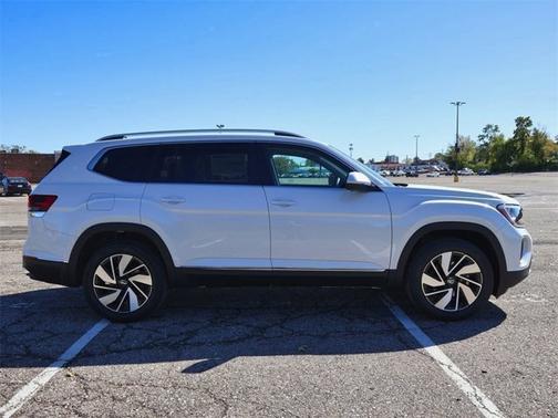 2026 Volkswagen Atlas 2.0T SEL