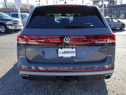 2025 Volkswagen Atlas 2.0T Peak Edition