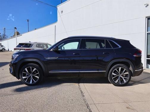2025 Volkswagen Atlas Cross Sport 2.0T SEL Premium R-Line