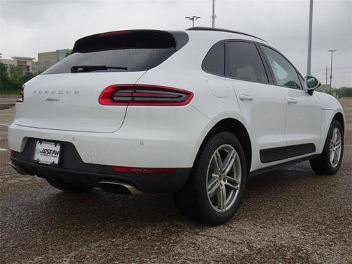 2018 Porsche Macan Base
