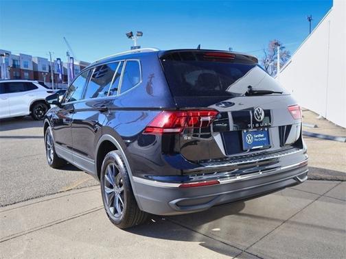 2022 Volkswagen Tiguan SE
