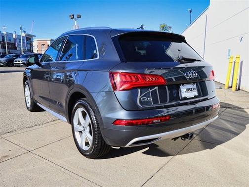 2020 Audi Q5 45 Premium