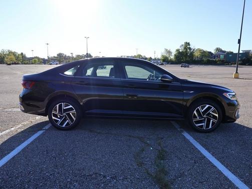 2024 Volkswagen Jetta SEL