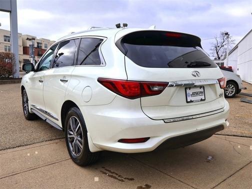2019 INFINITI QX60 LUXE