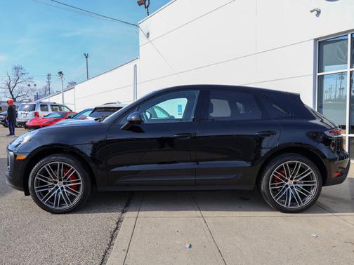2023 Porsche Macan S
