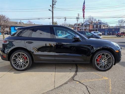 2023 Porsche Macan S