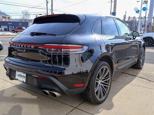 2023 Porsche Macan S