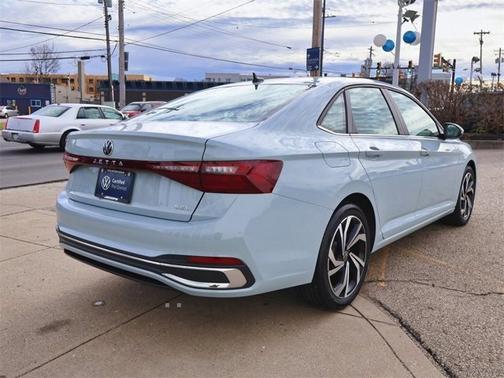 2025 Volkswagen Jetta SEL