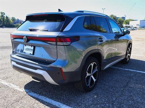 2025 Volkswagen Tiguan SE