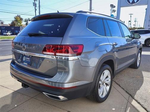 2022 Volkswagen Atlas 3.6L V6 SE w/Technology