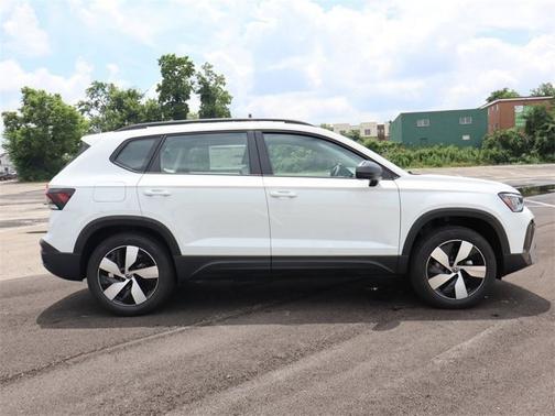 2025 Volkswagen Taos S
