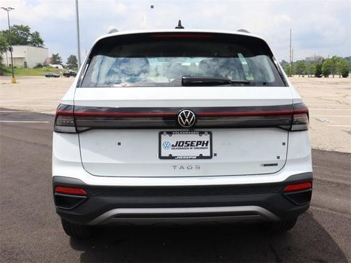2025 Volkswagen Taos S