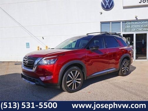2023 Nissan Pathfinder Platinum