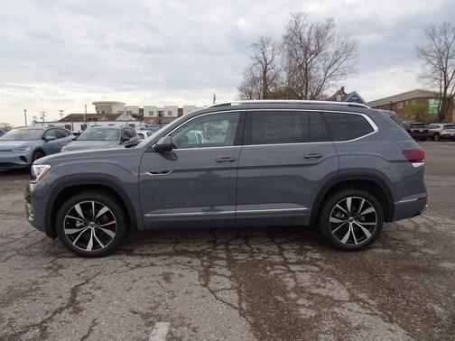 2025 Volkswagen Atlas 2.0T SEL Premium R-Line