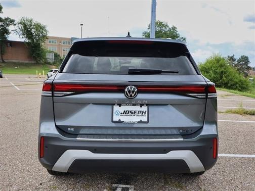 2025 Volkswagen Tiguan SE