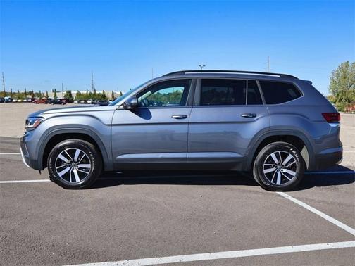 2023 Volkswagen Atlas 2.0T SE