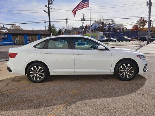 2025 Volkswagen Jetta S