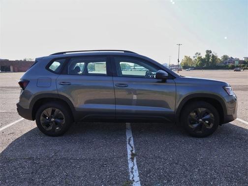 2025 Volkswagen Taos S
