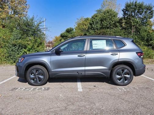 2025 Volkswagen Taos S