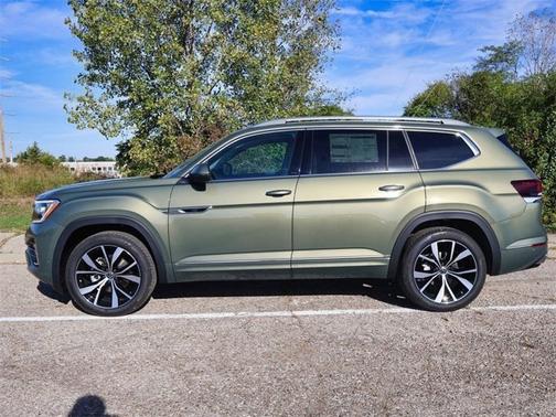 2026 Volkswagen Atlas 2.0T SEL Premium R-Line