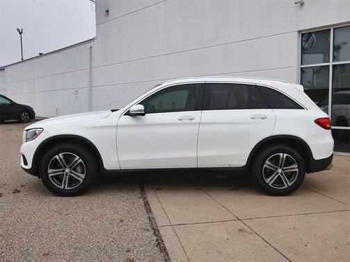 2017 Mercedes-Benz GLC 300 Base 4MATIC