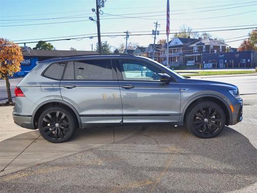 2021 Volkswagen Tiguan 2.0T SE R-Line Black