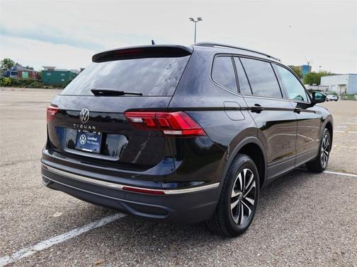 2022 Volkswagen Tiguan S