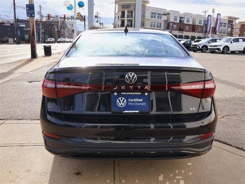 2025 Volkswagen Jetta SE