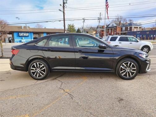 2025 Volkswagen Jetta SE