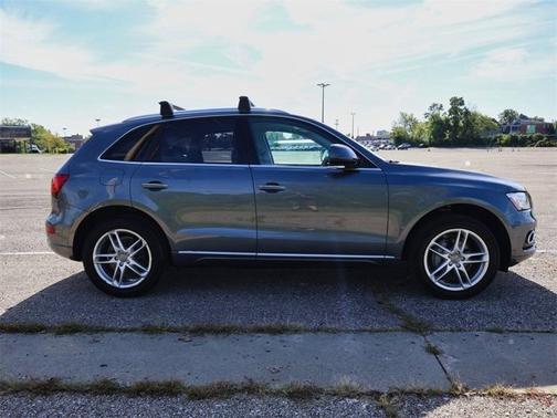 2017 Audi Q5 2.0T Premium Plus
