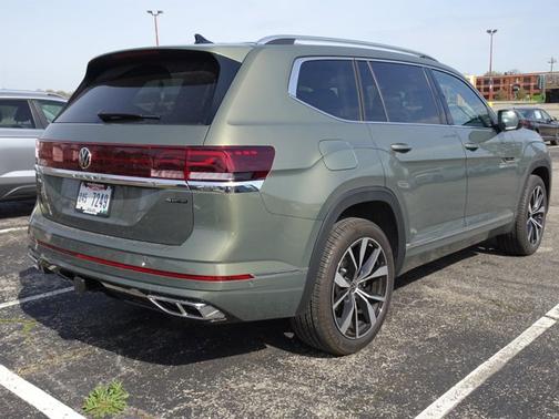 2025 Volkswagen Atlas 2.0T SEL Premium R-Line