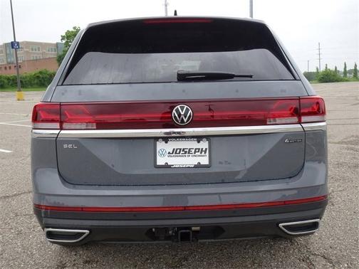 2025 Volkswagen Atlas 2.0T SEL