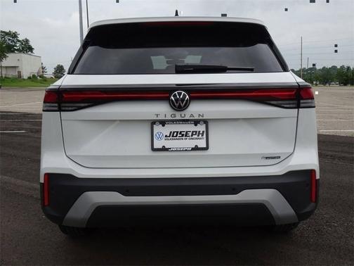 2025 Volkswagen Tiguan S