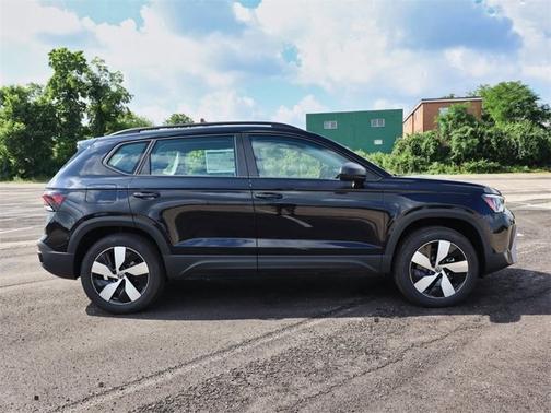 2025 Volkswagen Taos S