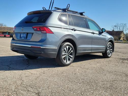 2022 Volkswagen Tiguan S