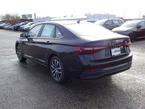 2025 Volkswagen Jetta SE